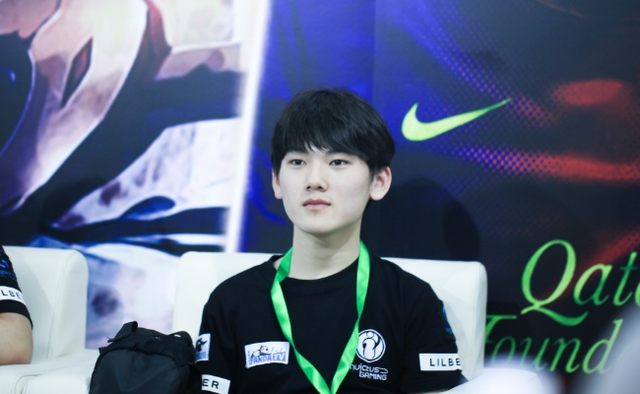 也是两年！BLG官方：和ELK续约到2026年