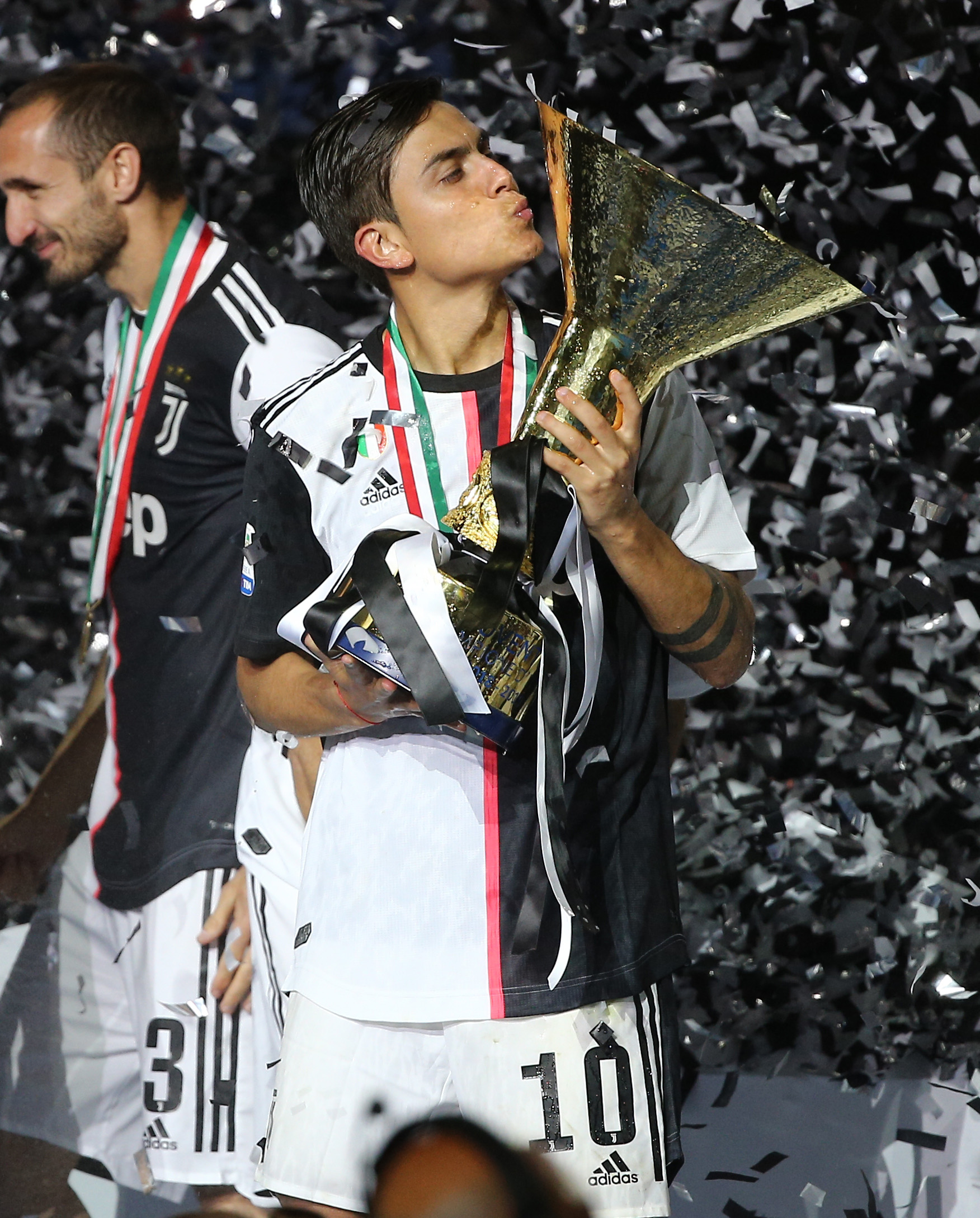 【数据前瞻】 Weibo Gaming vs Anyone's Legend Xiaohu能限制Shanks到什么程度